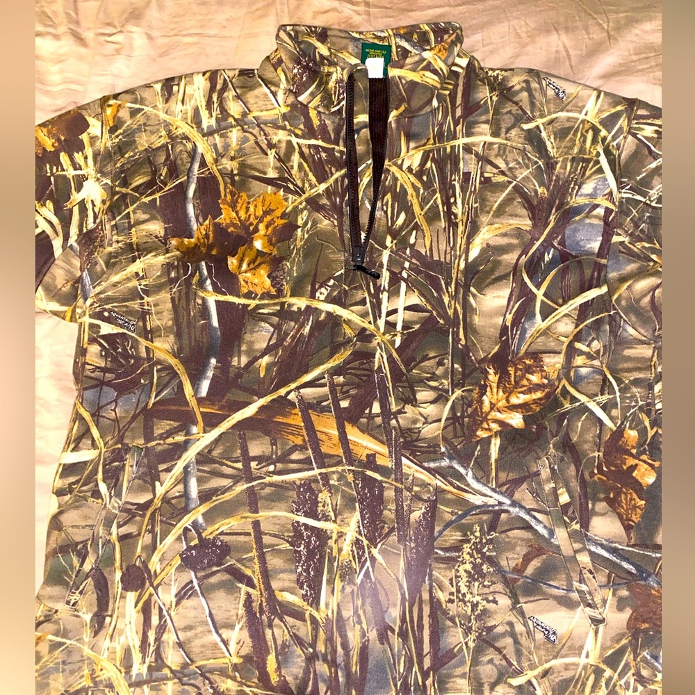 Cabela’s heavyweight 1/4 zip pullover. Max 4 camo. Size 2xl